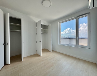 1499 Bedford Avenue - Photo Thumbnail 6