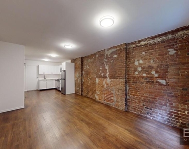 East 89th Street and Second Avenue  - Photo Thumbnail 0