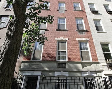 312 East 51st Street - Photo Thumbnail 4