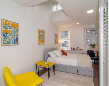 312 East 51st Street - Photo Thumbnail 1