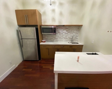 775 Hart Street - Photo Thumbnail 1