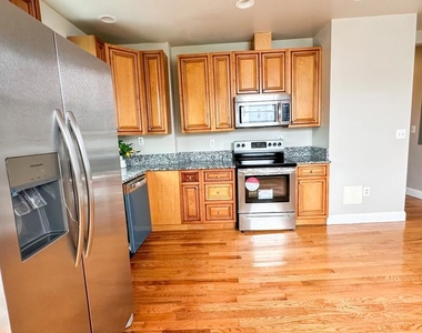 3408 Sherman Ave Nw - Photo Thumbnail 2