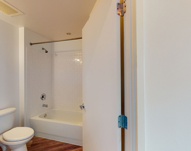 2303 14th Street Nw - Photo Thumbnail 4