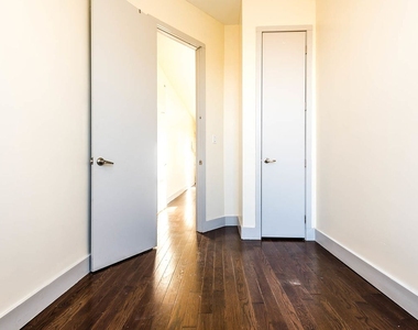 26 Wilson Avenue - Photo Thumbnail 3