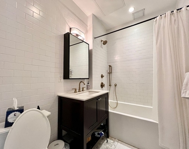212 North 4th Street - Photo Thumbnail 8