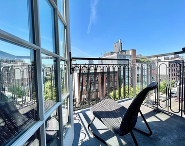212 North 4th Street - Photo Thumbnail 3