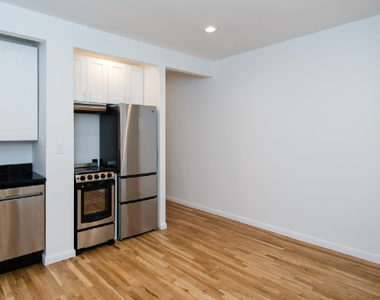 450 East 81st Street - Photo Thumbnail 0