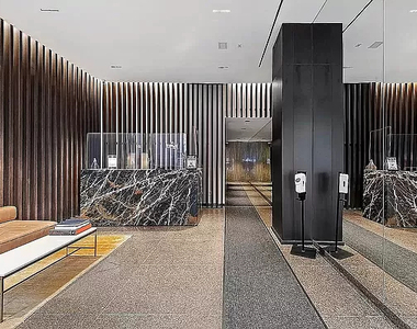 360 East 57th Street - Photo Thumbnail 10