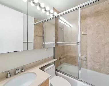 360 East 57th Street - Photo Thumbnail 7