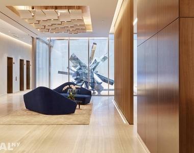 572 Eleventh Avenue - Photo Thumbnail 9