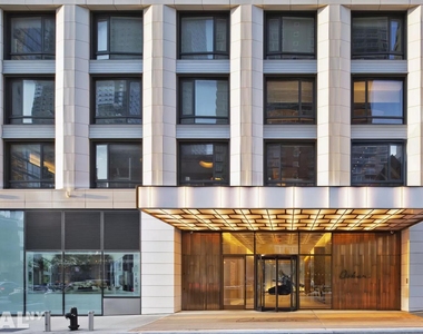572 Eleventh Avenue - Photo Thumbnail 10