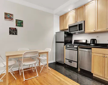 West 13th Street - Photo Thumbnail 2
