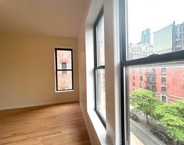 73rd & Central Park West - Photo Thumbnail 4