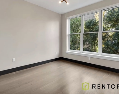 540 Driggs Avenue - Photo Thumbnail 1