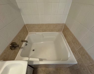 18 Goodwin Place - Photo Thumbnail 4