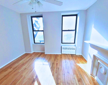 219 East 28th Street - Photo Thumbnail 2