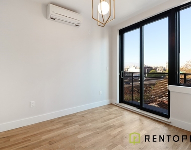 295 North 7th Street - Photo Thumbnail 4