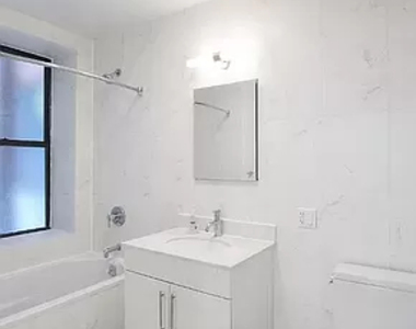 305 West 150th Street - Photo Thumbnail 3