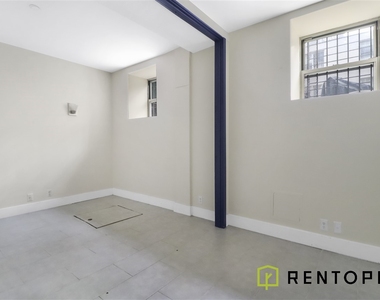 24 Havemeyer Street - Photo Thumbnail 6
