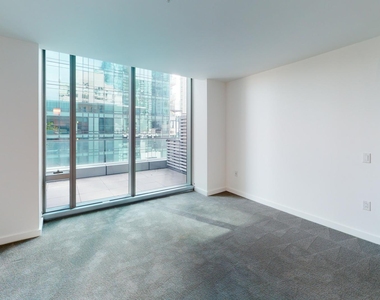 399 Fremont St - Photo Thumbnail 4