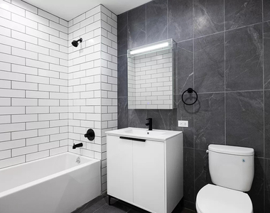 906 East New York Avenue - Photo Thumbnail 9