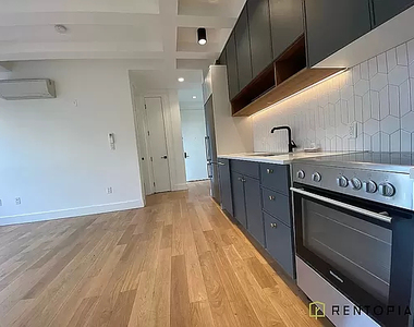 108 Havemeyer Street - Photo Thumbnail 2