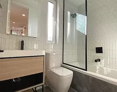 108 Havemeyer Street - Photo Thumbnail 7