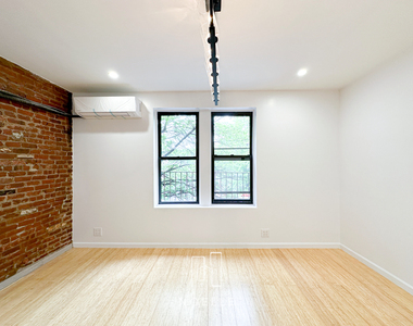 611 Flatbush Avenue - Photo Thumbnail 1