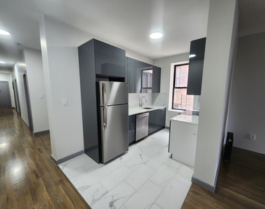 550 West 157th Street - Photo Thumbnail 3