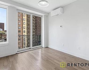 922 Dekalb Avenue - Photo Thumbnail 4
