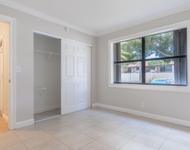 1272 S Military Trail - Photo Thumbnail 9