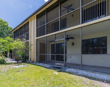 1272 S Military Trail - Photo Thumbnail 23