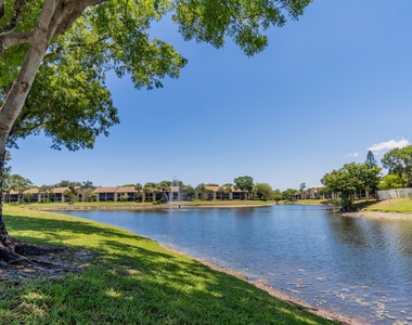 1272 S Military Trail - Photo Thumbnail 25