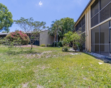 1272 S Military Trail - Photo Thumbnail 22
