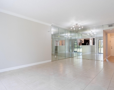 1272 S Military Trail - Photo Thumbnail 4