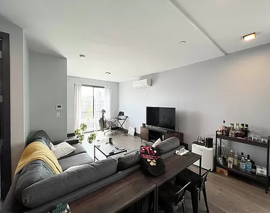 475 Grand Street - Photo Thumbnail 4