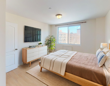 67-19 Austin Street - Photo Thumbnail 10
