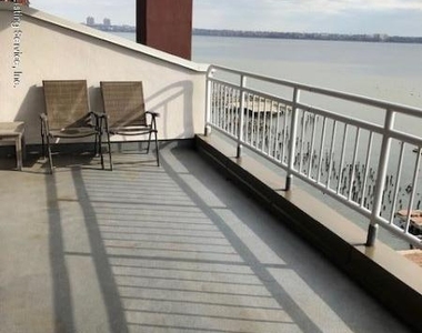 80 Bay St Landing #9D Staten Island NY 10301  - Photo Thumbnail 15