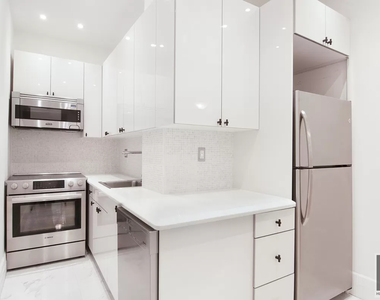 7 Avenue - Photo Thumbnail 3