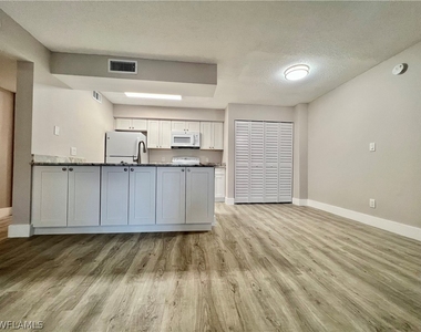 5307 Summerlin Road - Photo Thumbnail 23