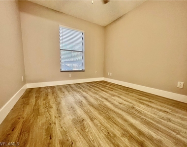 5307 Summerlin Road - Photo Thumbnail 17