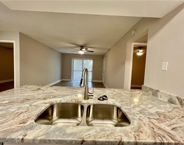 5307 Summerlin Road - Photo Thumbnail 5
