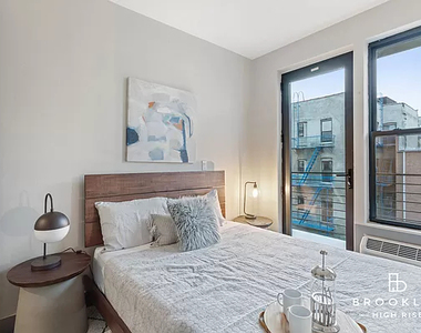 855 Dekalb Avenue - Photo Thumbnail 3