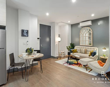 855 Dekalb Avenue - Photo Thumbnail 7