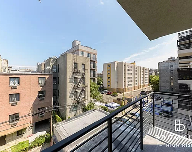 855 Dekalb Avenue - Photo Thumbnail 16
