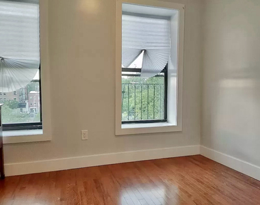 82 Marion Street - Photo Thumbnail 7