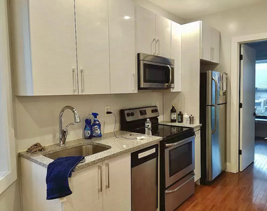 82 Marion Street - Photo Thumbnail 1