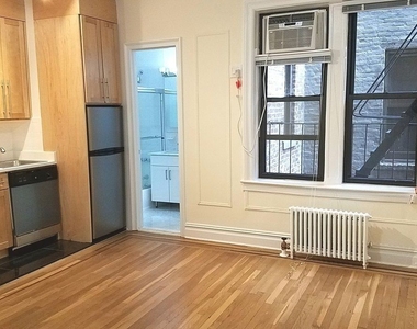 Copy of east 51st st - Photo Thumbnail 3