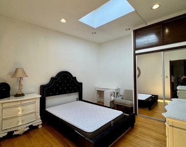 365 West 116th Street - Photo Thumbnail 5