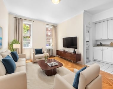 117 West 13th Street - Photo Thumbnail 0